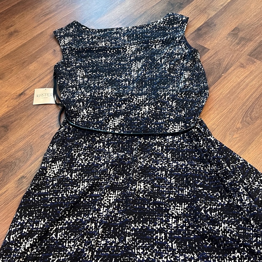 Kasper Black and White Midi Dress - Picture 13 of 16